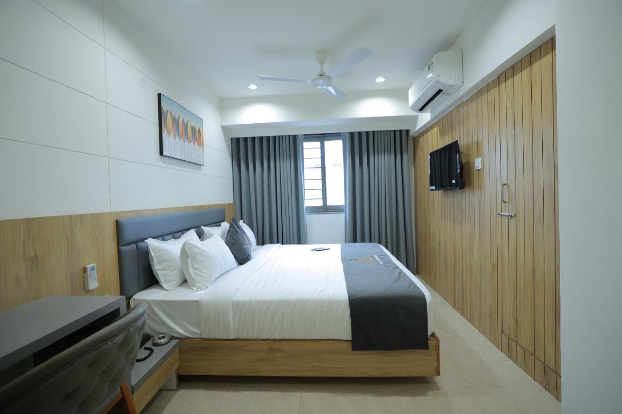 Hotel Shayan Inn Rajkot Exterior foto